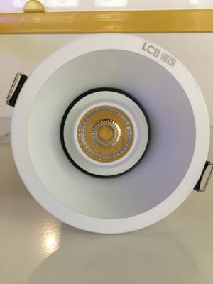 Κίνα Ανώτατο όριο Downlights 3000K 4000k 6000k 700lm των οδηγήσεων φω'των 7W ανώτατης επιτροπής των διευθετήσιμων οδηγήσεων προς πώληση