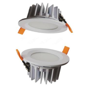 中国 ダイカストで形造られたアルミニウムIP65 LED DownlightsはLED Downlightsの90°隔離された運転者を引込めました 販売のため