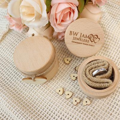 China 2021 Eco-friendly New Personalized Round Shape Beech Jewelry Packaging Wedding Wooden Ring Box for sale