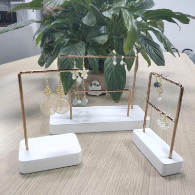 China Necklace Pendant Rings Show DNY Jewelry Display Stands For Earrings Metal Earring Display Stand Jewelry Display Earring Rack for sale