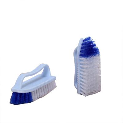 China Sustainable Factory Price Universal Clothes Household Plastic Laundry Brush With Handle for sale