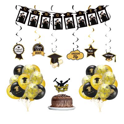 China Indoor Nicro Graduation Theme Party Supplies For Cake Topper With Graduation Decoration Party 2021 Photo Banner Swirl Latex Balloon for sale