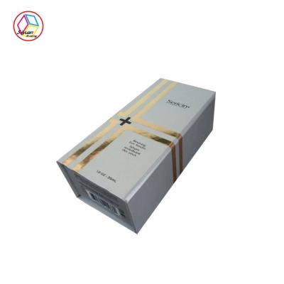 China Unique Fancy Paper Gift Box , Magnetic Lid Gift Box Gold Foil Stamping for sale