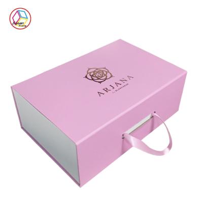 China Colored Shoe Gift Box With Handle Customized Size Recyclable Feature for sale