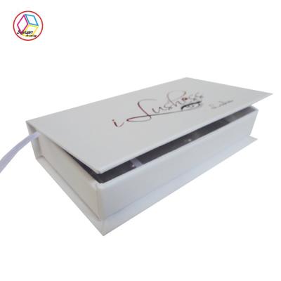 China Personalized White Fancy Paper Gift Box , High End Packaging Boxes for sale