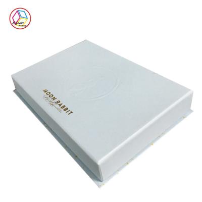 China Luxury Empty Chocolate Gift Boxes , Paper Chocolate Packaging Box for sale