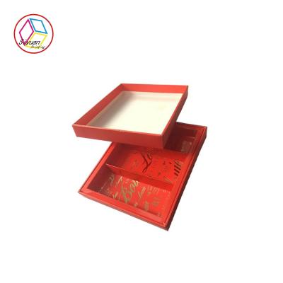 China Red Paper Cupcake Boxes , Cupcake Favor Boxes With Clear Window for sale