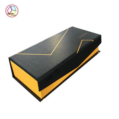 China Personalized Gift Hair Extensions Packaging Box Golden Color Printing for sale