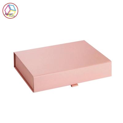 China Recyclable Apparel Packaging Boxes Corrugated Paper Eco - Friendly for sale