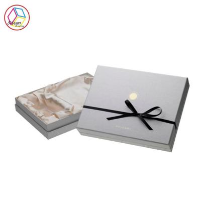 China Luxury T Shirt Packaging Boxes Waterproof Feature Corrugated Paper for sale