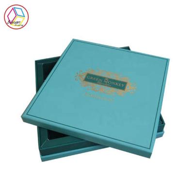 China Festival Chocolate Sweet Gift Boxes Green Color CMYK Pantone Printing for sale