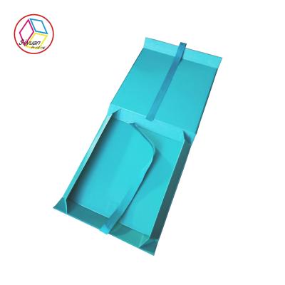 China Full Color Printing Blue Fancy Paper Gift Box Foldable Matte Varnish for sale