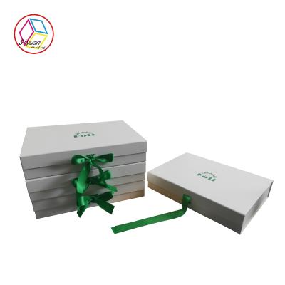 China Foldable White Box Green Logo Apparel Packaging Boxes With Ribbon for sale