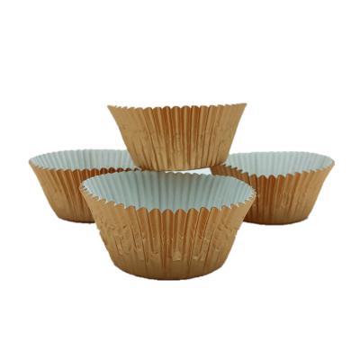 China Disposable Coated Aluminum Foil Paper Cupcake Baking Cups For Cake for sale