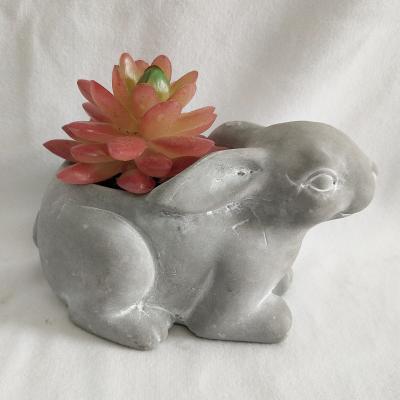 China Small Animal Bunny Pot Concrete Succulent Planter Plant Pot Modern Outdoor Garden Cement Table Top for sale