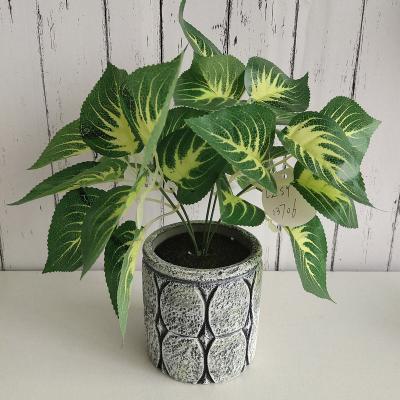 China Modern Concrete Flower Pot Cement Garden Planter For Decor Home Office Indoor Outdoor for sale