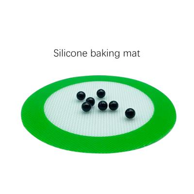 China Viable Green Silicone Baking Mat Factory Customized Big Side Bake Around Silicone Baking Liners for sale