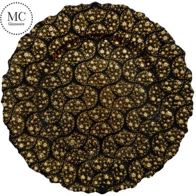 China Glass Wholesale Sustainable Bulk Embossed Gold Charger Plates Wedding for sale