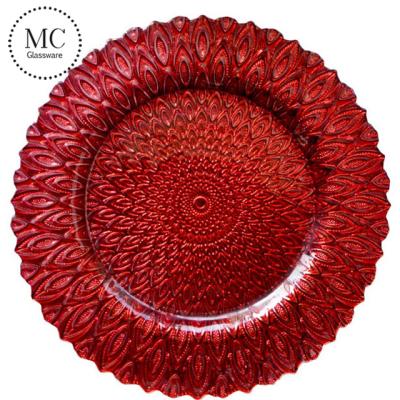 China Custom Made Elegant Wedding Peacock Lace Charger Glass Red Dishes Viable for sale