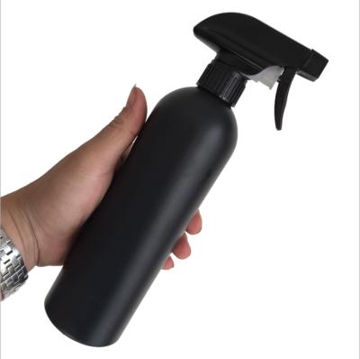 China 500ML HDPE Plastic Boston Round Trigger Liquid Spray Spray Bottle Matte Black For Car Cleaning for sale