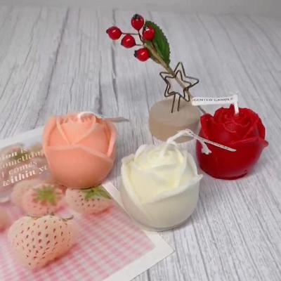 China Handmade Soy Wax Birthdays Rose Flower Shaped Scented Candle Decorative Aroma Candle for Table Photo Prop Birthday Valentine Gift for sale