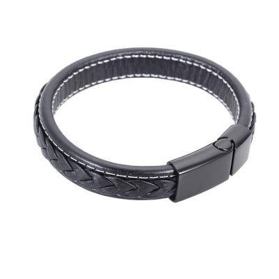 China CLASSIC Wholesale New Products Friendly Mens Leather Bracelets Engraved Logo On Buckle Is Available for sale