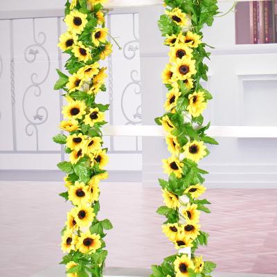 China Artificial Flower Green Wall Is For Wedding Types Sunflower Wreath Decorative Flowers Braid Wedding Artificial Door Wreath Floral Wreath for sale