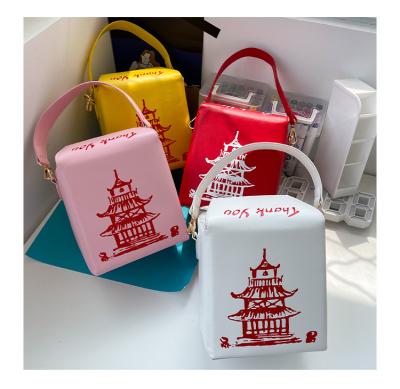 China Fashion New Arrival Chinese Style Printing Bucket Handbag PU Chains Messenger Bag Cute Shoulder Square Handbag for sale