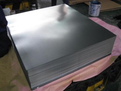 China AA3003 H24 Hoogglanzend zwart gecoate aluminiumplaat Polyester gecoate aluminiumplaat voor gootmateriaal Te koop