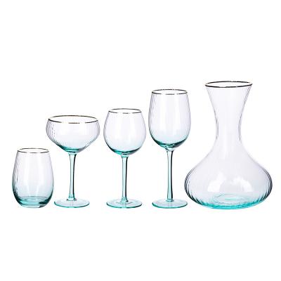 China Minimalist Hand White Red Wine Glasses Clear Ombre Big Wine Glass Crystal Trendy Design Fashion Premium Shape Green Red Wine Glass for sale