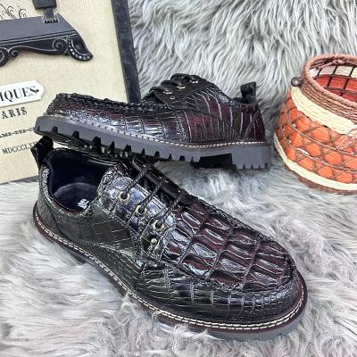 China Damping Genuine Leather Men's Crocodile Shoes Genuine Leather Travel Hiking Outdoor Hiking Shoes for sale