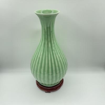 China Handmade Art Deco Simple Chinese style celadon vases, striped vases, green plants for sale