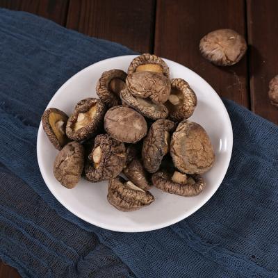 China Brown Dried Natural Shiitake Mushroom Shiitake Mushroom Shiitake Mushroom for sale