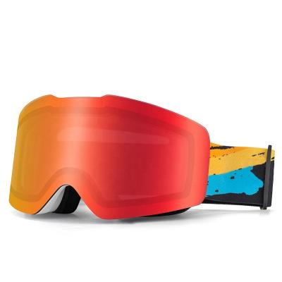 China Men Over Photochromic Ski Glasses Snowboard Goggles Large View For Men Women Youth 100% UV Protection Ski Goggles for sale