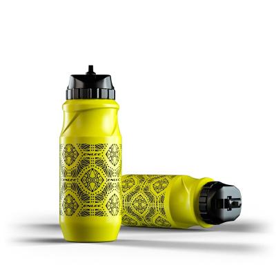 China Recycling/Running Expanding Reusable Running Water Bottle/2022 Fitness Outdoor Sports Design Mouth Bottle 650ML for sale