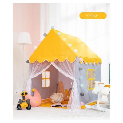 China Factory direct nylon+pvc bracket+mesh Princess Castle Parking House tent rotation house directly for sale