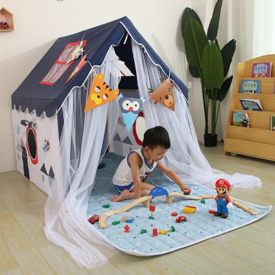 China Instant Selling Foldable Oxford Cloth+pvc Bracket Triplex Ball Pitches Tent for sale