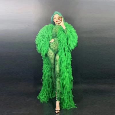 China Anti-pilling Novance Y2315 Customize Women Clothing Skirt Set Spring 2022 Green Crystal Jumpsuit And Women Coats With Fur For Fashion Show for sale