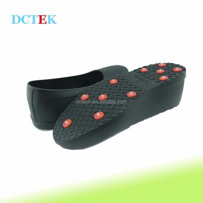 China Hot Selling Water Proof Silicone Anti Slip And Slip Over Shoe Covers With Spikes For Men for sale