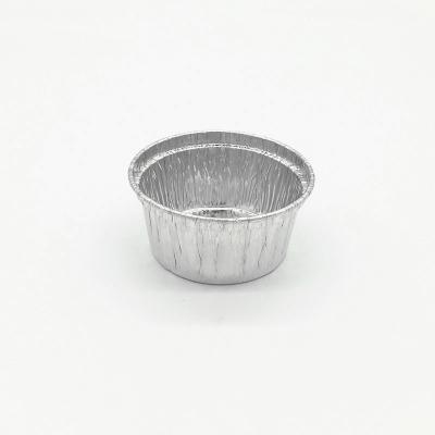 China Bake Packaging Edible Grade 150ml Round Silver Food Wrapping Cups Baking Use Disposable Aluminum Foil Muffin Pans for sale