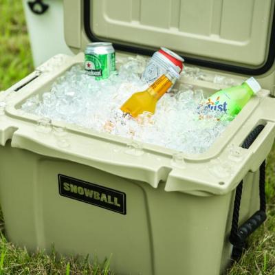 China Rotomolded Insulated Cooler Box For Outdoor Fishing Use Keep Beer Cold For 7 Days More for sale