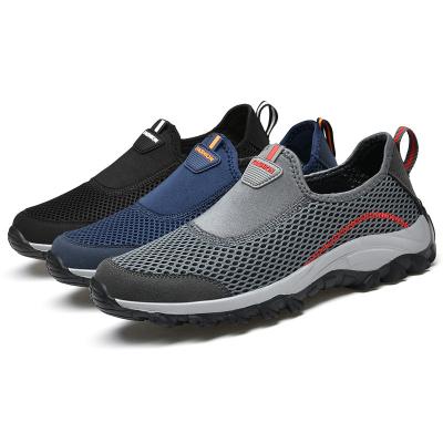 China Fashion\Comfortable Breathable\Men's Sports Running Shoes Men\`s Walking Shoes Comfortable\Durable\Breathable\Lit Summer Outdoor Non-Slip Shoes 39-46 for sale