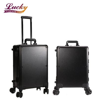 China Durable Professional Makeup Brush Set Rolling Case With Mirror And Lights Cosmetic Case With LED Light Mirror Legs for sale