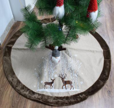 China Christmas Tree Skirt Christmas House Ornaments Plush Christmas Tree Skirt Decoration for sale