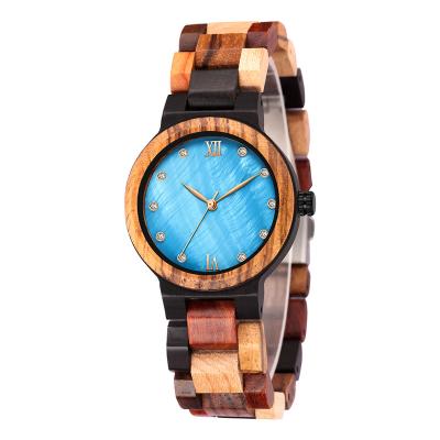 China Simple Fashion Ladies Watch Day/Date Shell Pearl Watch Set Wooden Color Wooden Female Watch for sale