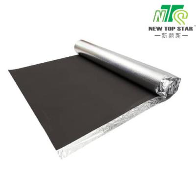 China Barrera 5m m de plata cerrada de la humedad de EVA Foam Underlayment 4m m de la célula en venta