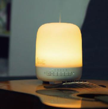 China Intelligence Aroma Diffuser Lamp Combines Aromatherapy Humidifier Lamp Mist for sale