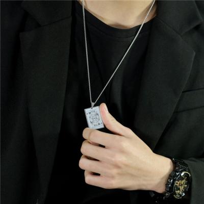 China Hiphop Kalung Drop Shipping King and Queen Poker Stainless Steel Square Necklace Jewelry Necklace Initial Pendant For Couples for sale