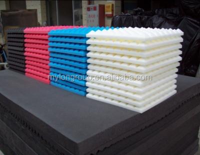 China Fireproof soundproof pyramid foam wave soundproof barrier egg shape/pyramid shape/curragted shape for sale