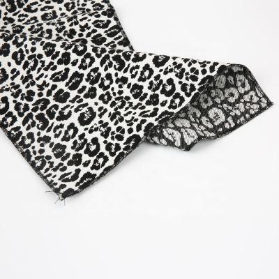 China Waterproof 100% Cotton Leopard Jacquard Fabric Many Years Factory for sale